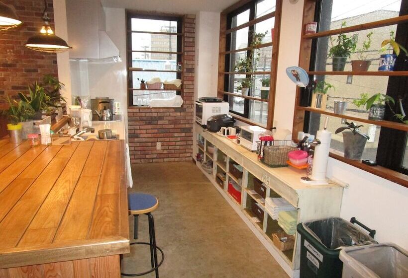 Pensió Guest House Proof Point