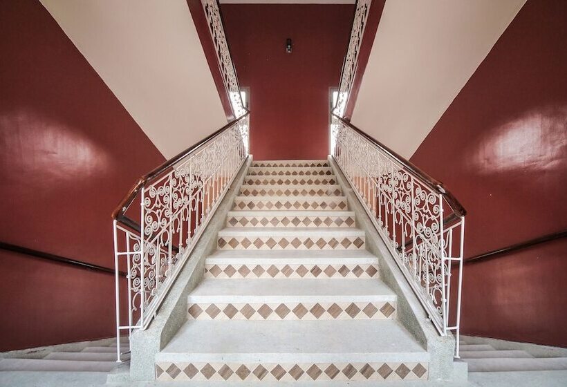 리아드 Ksar Ben Youssef