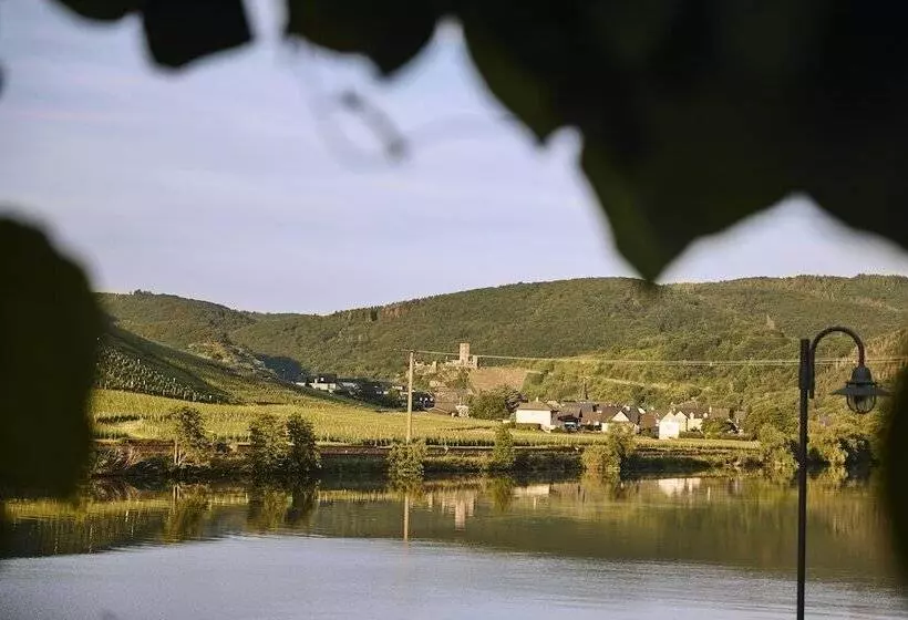 Retkeilymaja Weinhaus Lenz