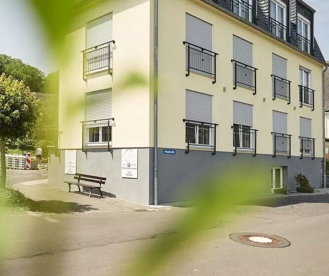 Retkeilymaja Weinhaus Lenz