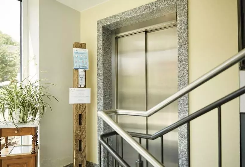 Retkeilymaja Weinhaus Lenz