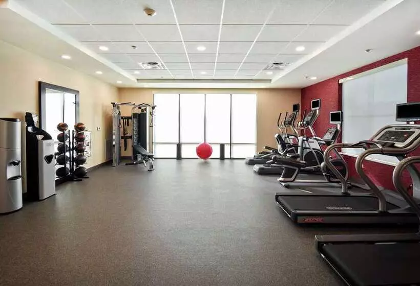 هتل Home2 Suites By Hilton Lagrange