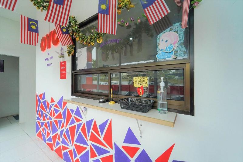 酒店 Sp Berlian Inn