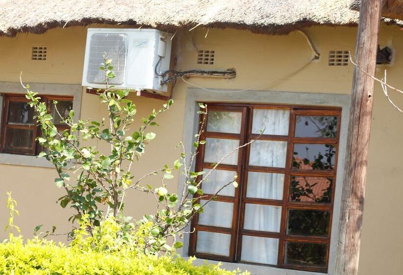 پانسیون Ntshe River Lodge