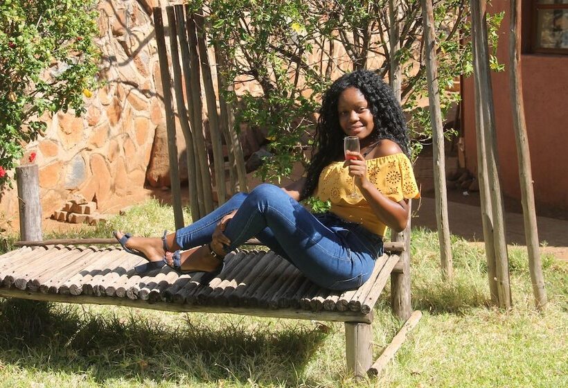 پانسیون Ntshe River Lodge