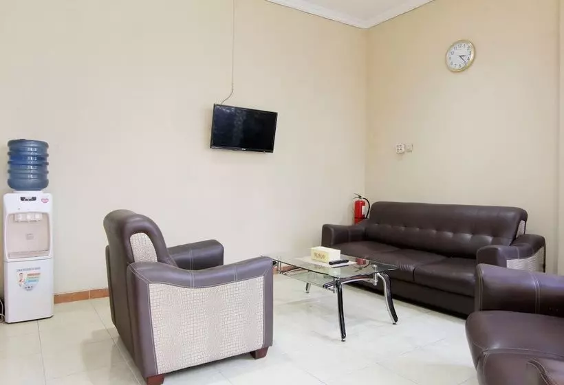 Pension Roemah De  Poenk