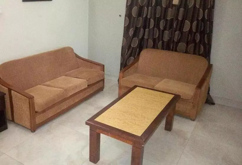 Nue Crest Hotels & Suites