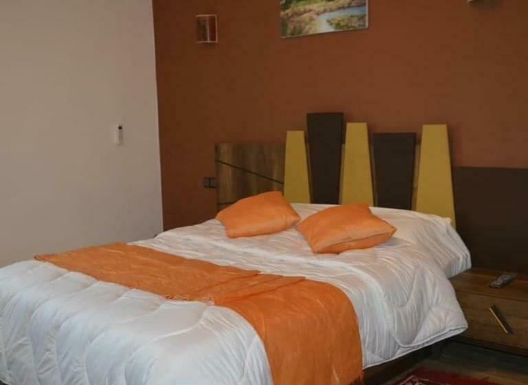 ペンション Maison D Hôtes Tinwitchi