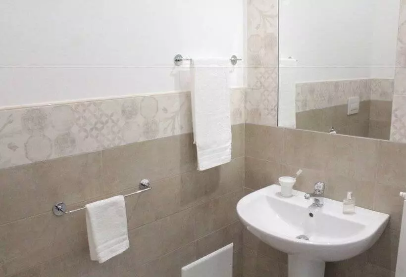 تختخواب و صبحانه A Casa Ventotto