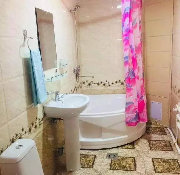 Aamiaismajoitus (B&B) Shahram Plus