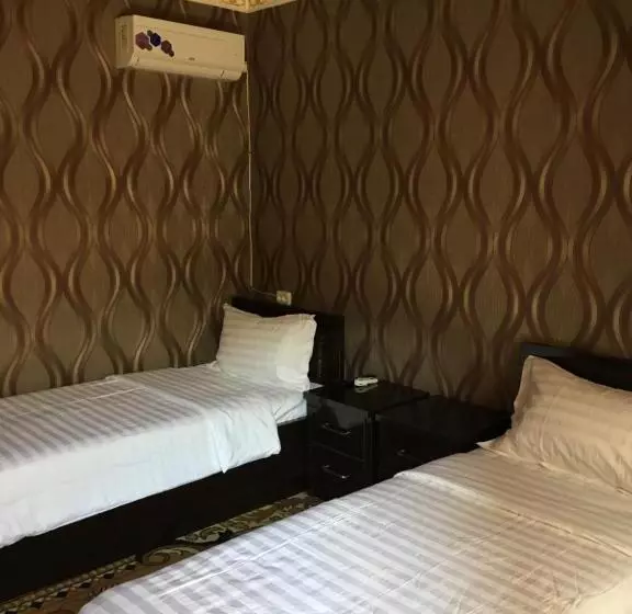 Aamiaismajoitus (B&B) Shahram Plus