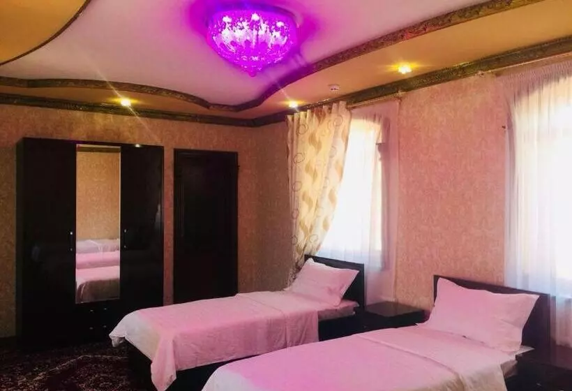 Aamiaismajoitus (B&B) Shahram Plus