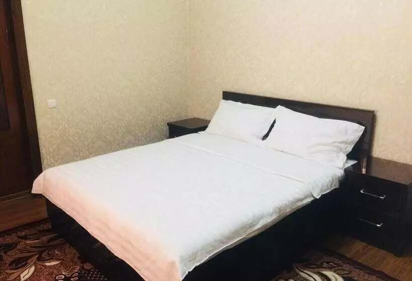 Aamiaismajoitus (B&B) Shahram Plus