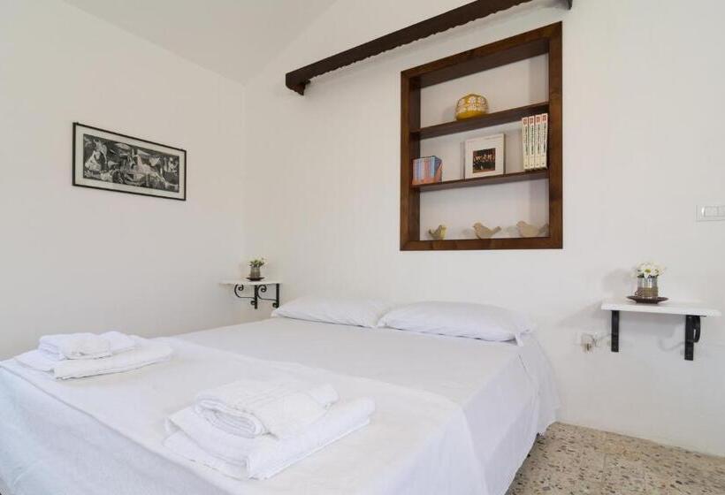 Отель Agriturismo Di Serragiumenta