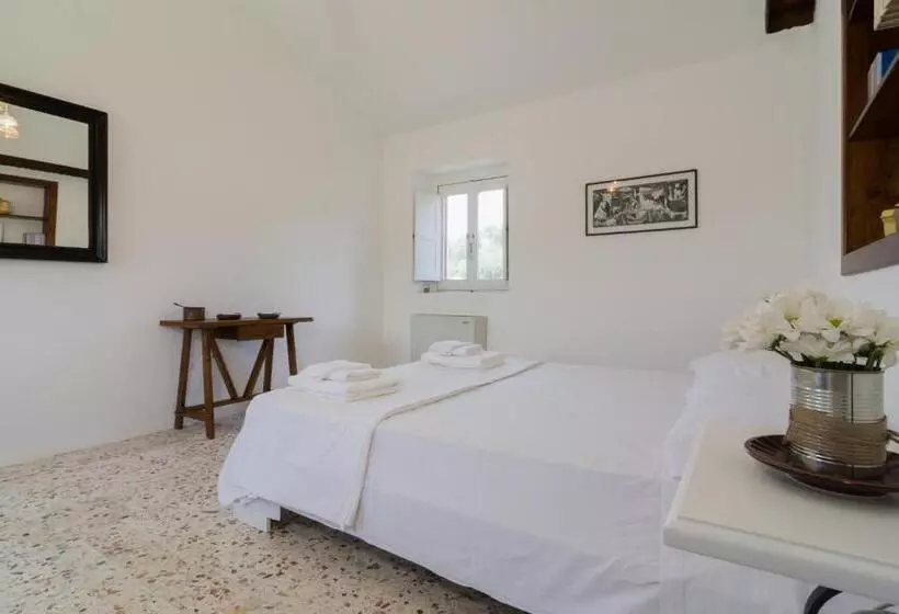 ホテル Agriturismo Di Serragiumenta