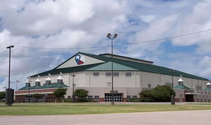 Hotelli La Quinta By Wyndham Waco Baylor Downtown