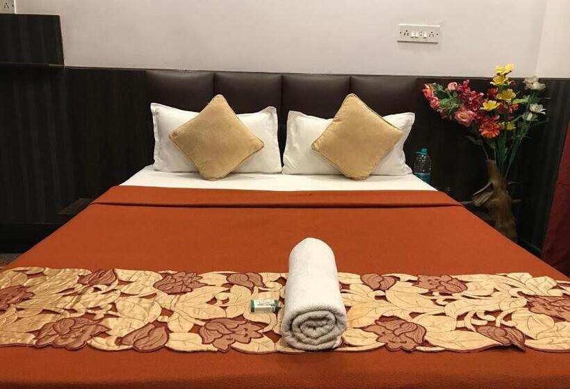 هتل Swarajdeep Vacations