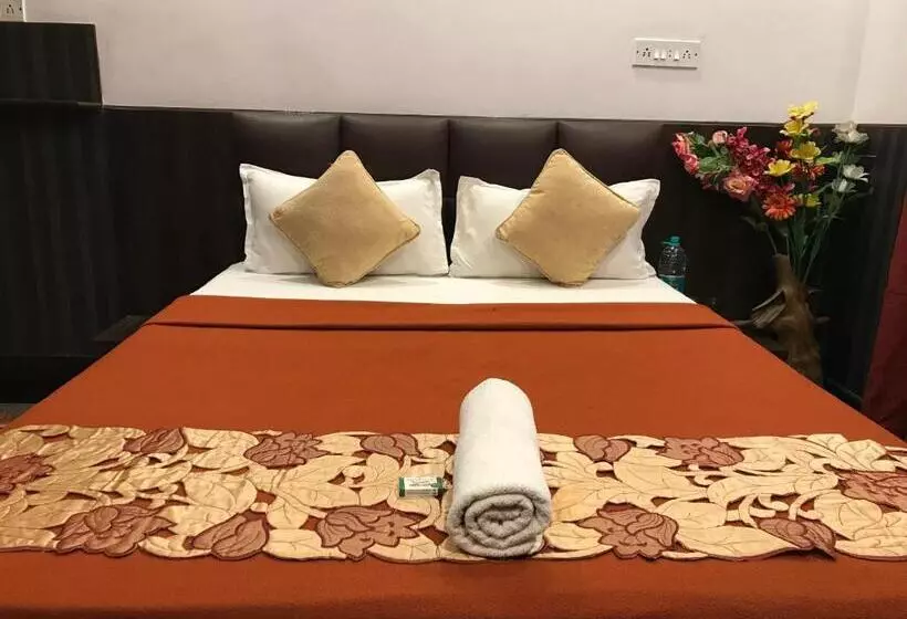 ホテル Swarajdeep Vacations