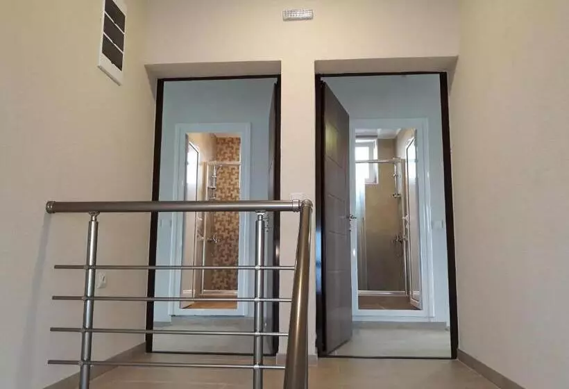 پانسیون Vila & Apartments Matea