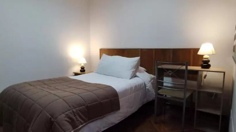 هاستل Hostal Valle De La Luna