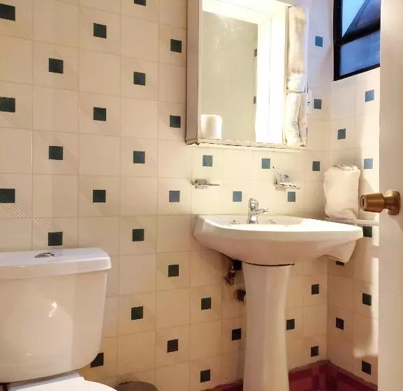 هاستل Hostal Valle De La Luna