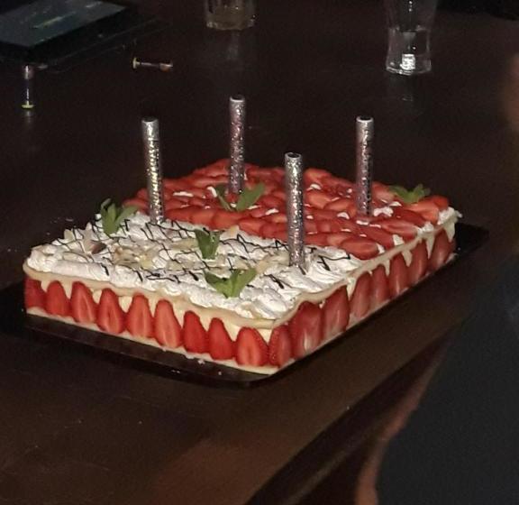 تختخواب و صبحانه La Ferme De Saint Julien