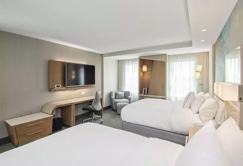 Hotelli Courtyard By Marriott Raleigh Cary/parkside Town Commons