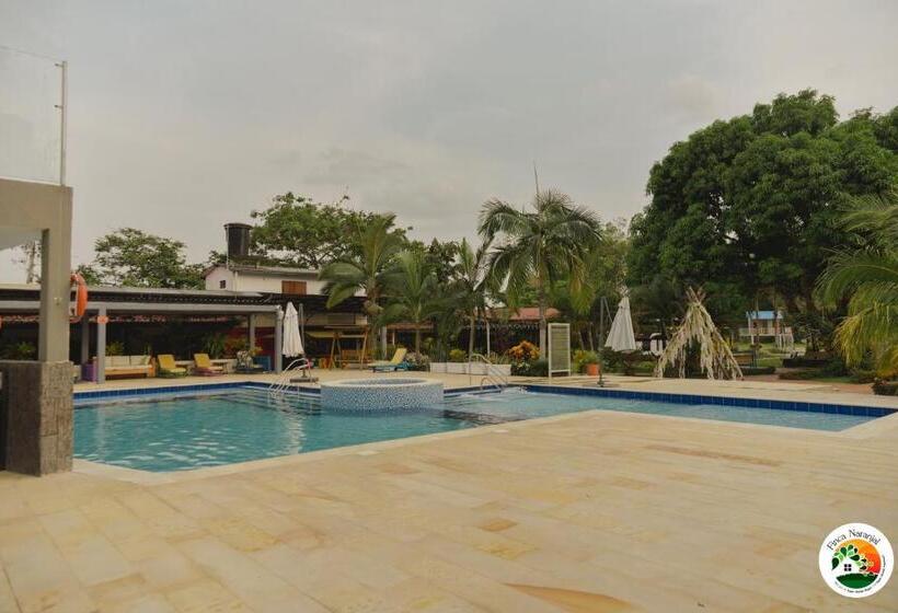 هتل Finca Naranjal