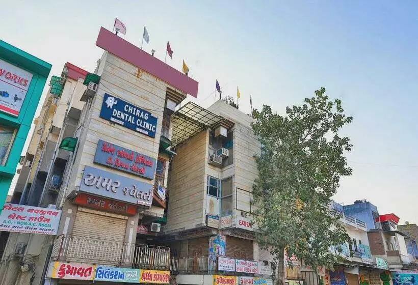 ホテル O Navjivan