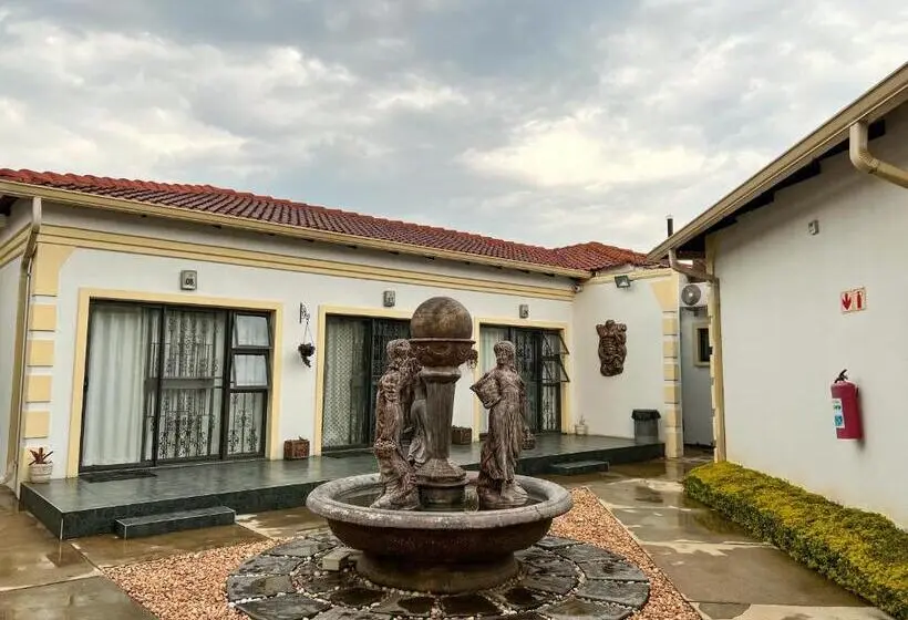 ベッドアンドブレックファースト Aerodrome Lodge And Conference Centre