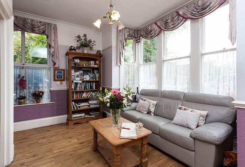 Bed and Breakfast Gable End Guest House