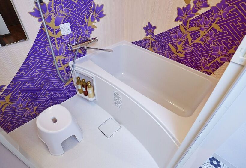 Отель Sanrriott Kitahama