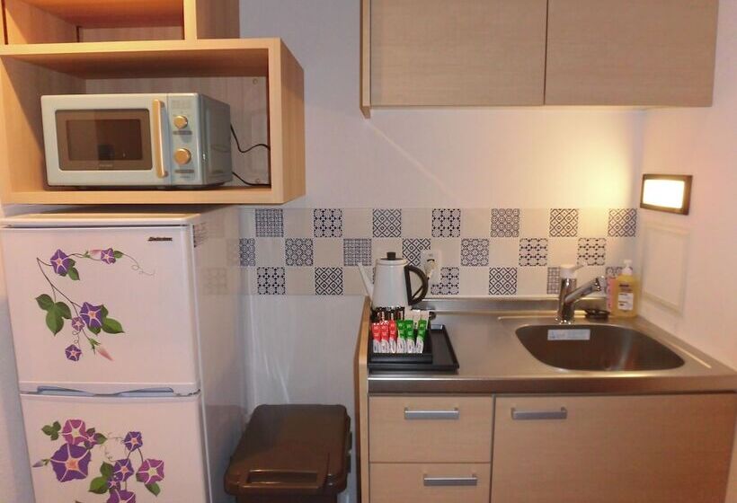 Отель Sanrriott Kitahama