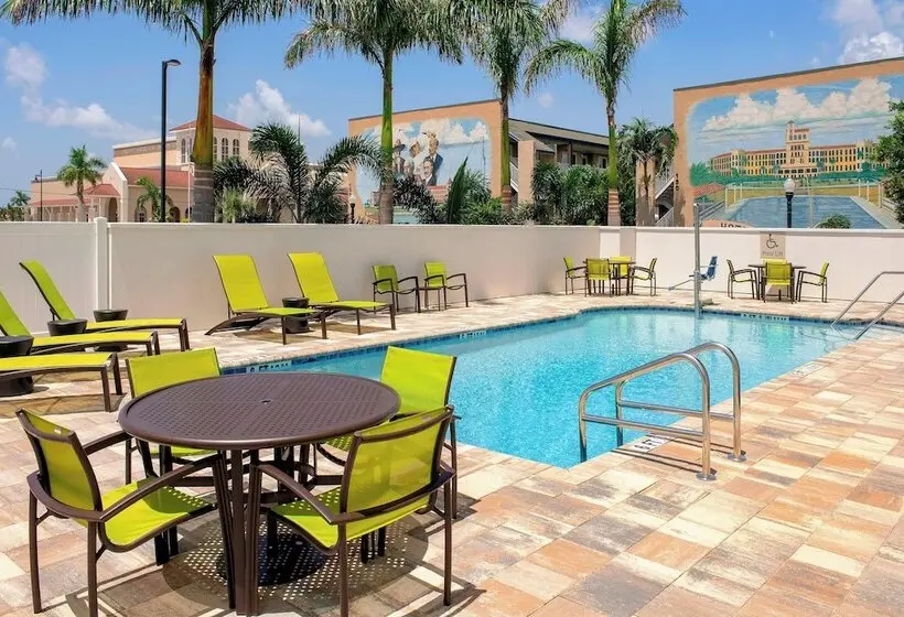 ホテル Springhill Suites By Marriott Punta Gorda Harborside