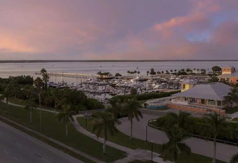 ホテル Springhill Suites By Marriott Punta Gorda Harborside
