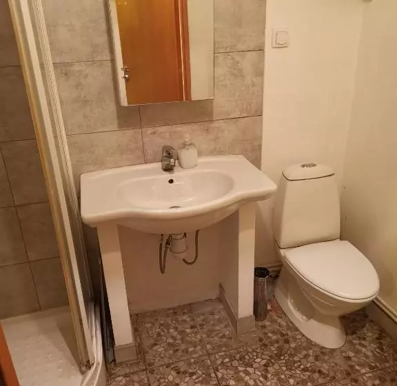 پانسیون A&l Private Rooms In Kaunas