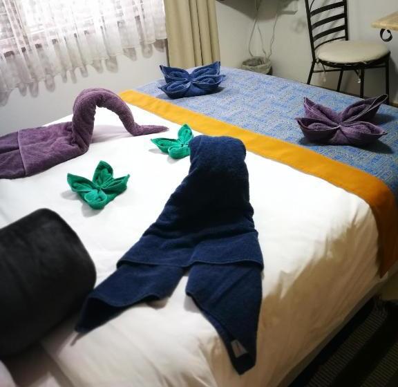 پانسیون All African Colours Guesthouse Swakopmund