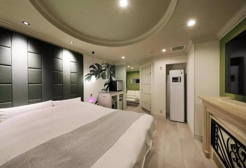 ホテルバースデー岐阜西店 Hotel Birthday Gifuwest