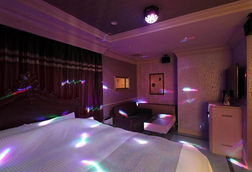 ホテルバースデー岐阜西店 Hotel Birthday Gifuwest