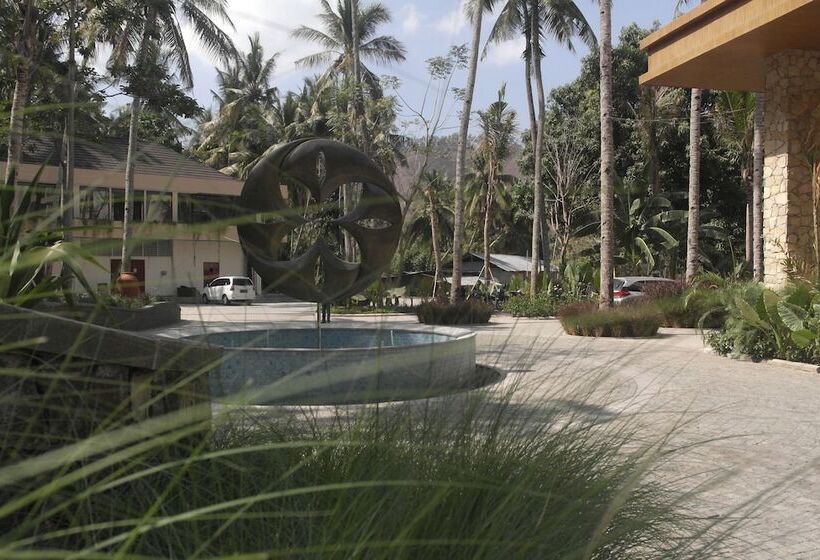 酒店 Louis Kienne Resort Senggigi