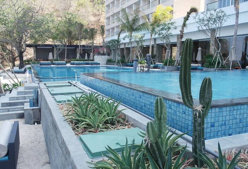 酒店 Louis Kienne Resort Senggigi