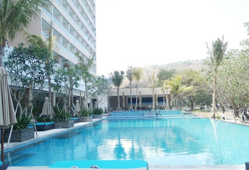 酒店 Louis Kienne Resort Senggigi