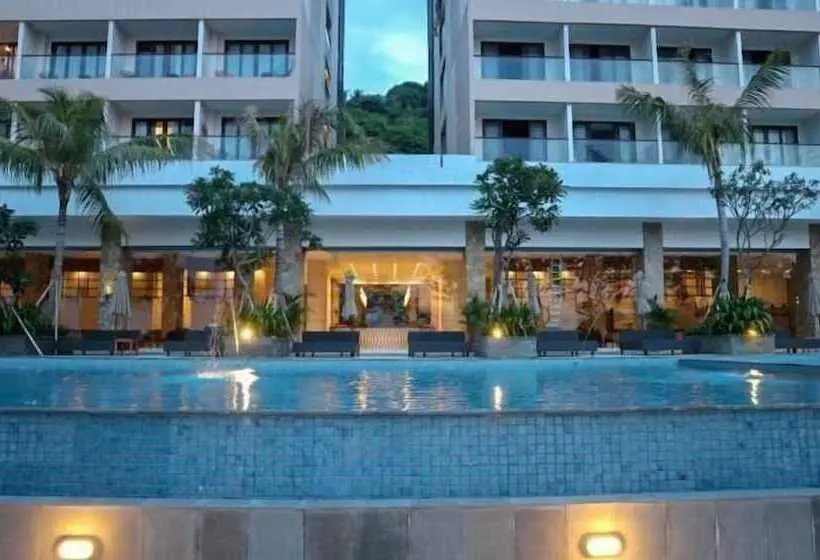 ホテル Louis Kienne Resort Senggigi