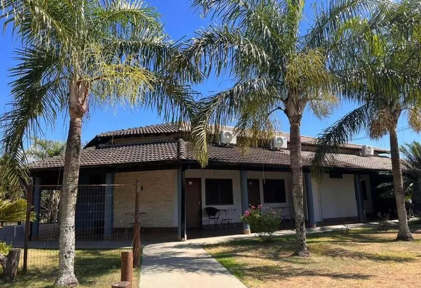 Majatalo Pousada E Restaurante Valle Dos Ventos