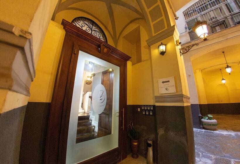 تختخواب و صبحانه Leone Camere D'autore