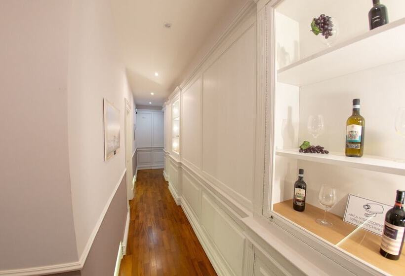 تختخواب و صبحانه Leone Camere D'autore