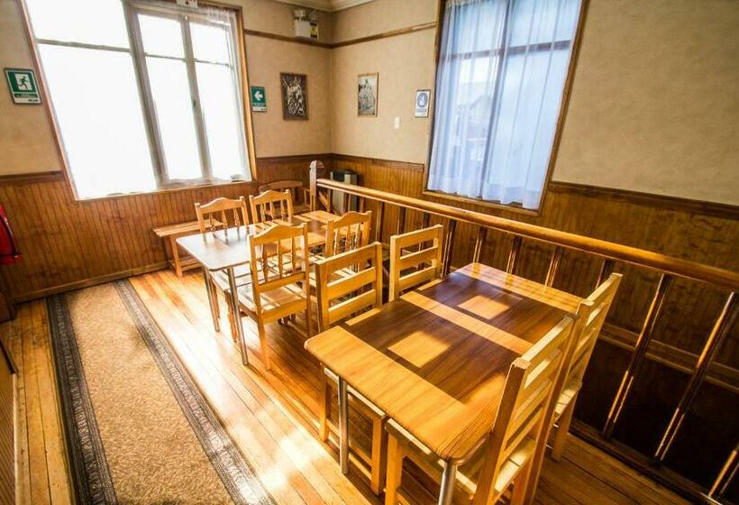 Pensão Hostal Chalet Las Violetas