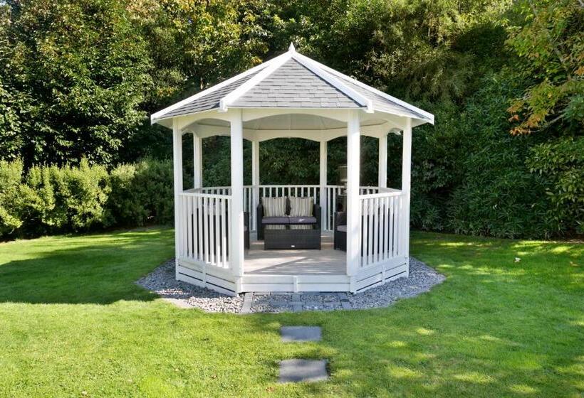 ベッドアンドブレックファースト The Retreat Luxury Garden Villa