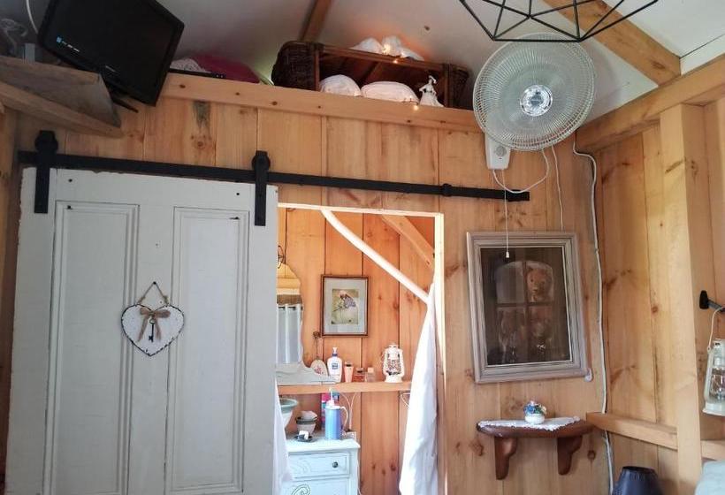 Four Ninety Muskoka B & B