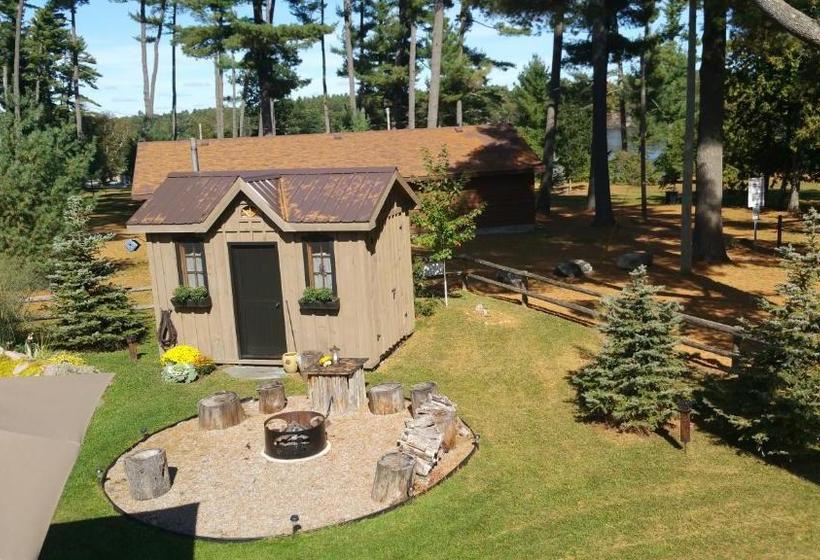 Four Ninety Muskoka B & B